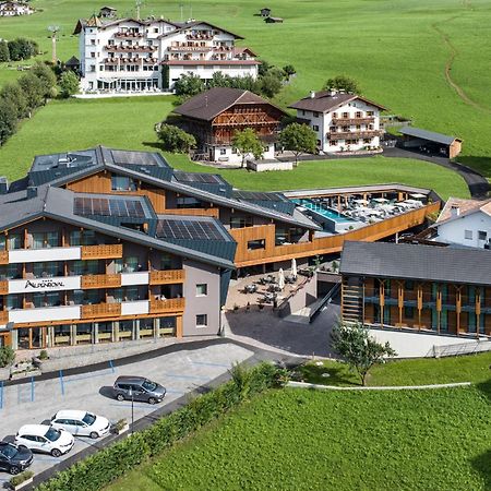 Hotel Alpenroyal Castelrotto Extérieur photo
