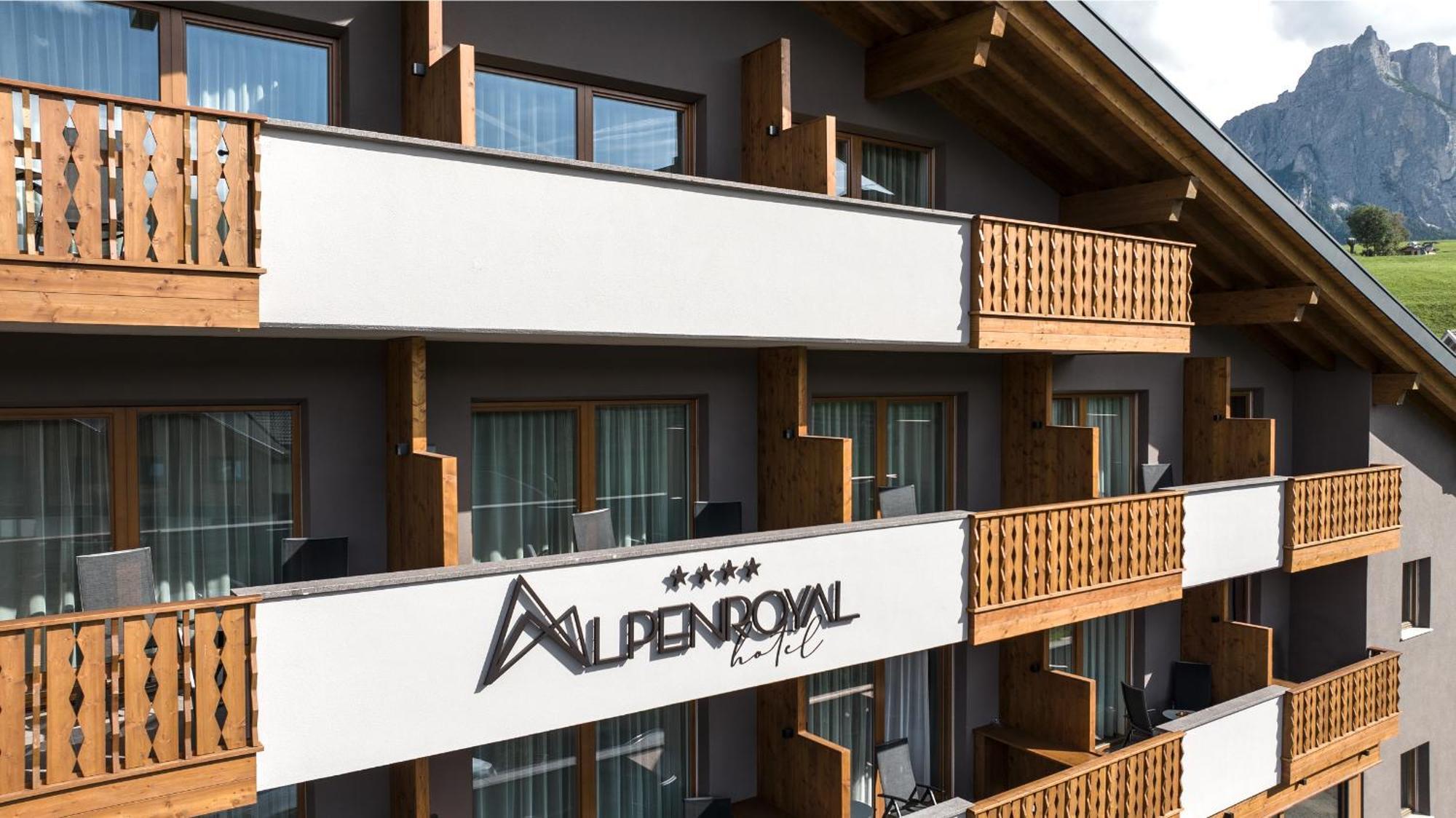 Hotel Alpenroyal Castelrotto Extérieur photo