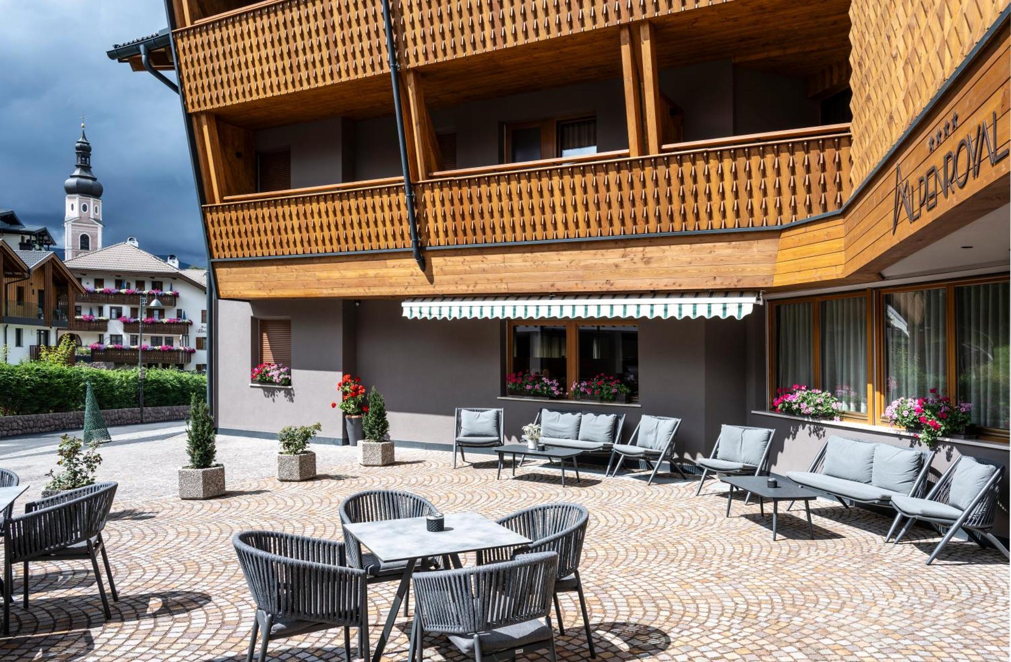Hotel Alpenroyal Castelrotto Extérieur photo